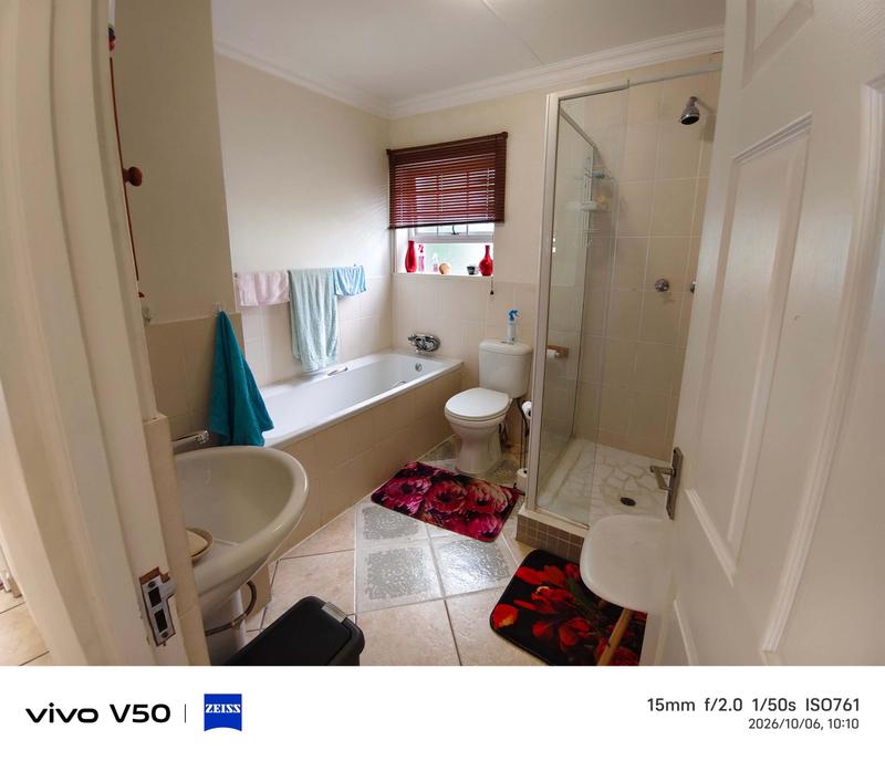 3 Bedroom Property for Sale in Fraaiuitsig Western Cape